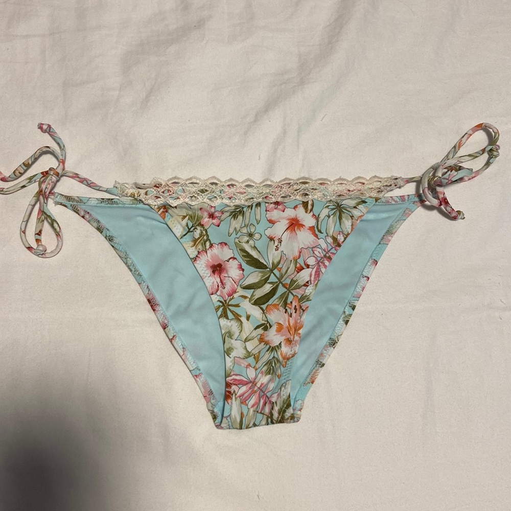 H&M floral bikini bottom